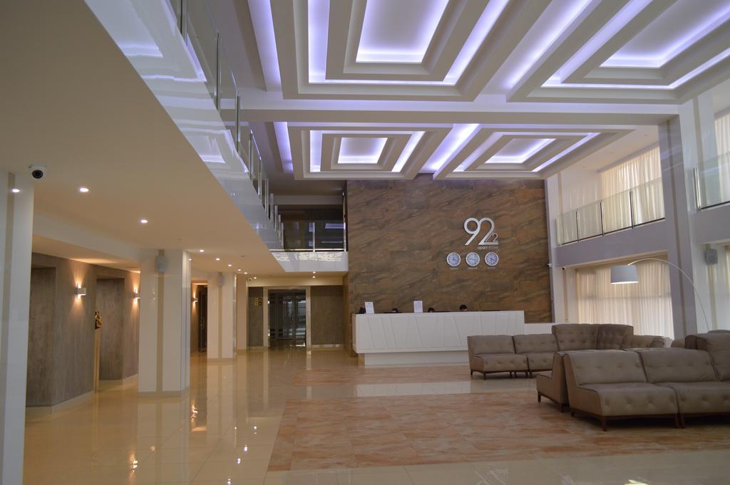 Apart Hotel 92/2 Karagandy Exterior foto