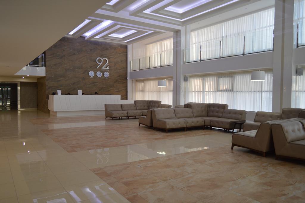 Apart Hotel 92/2 Karagandy Exterior foto